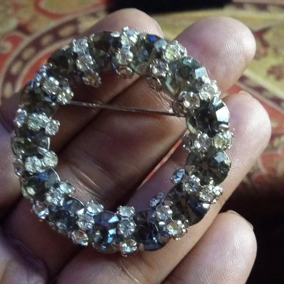 Warner Vintage Signed Circle Brooch Pin - Picture 9 of 9